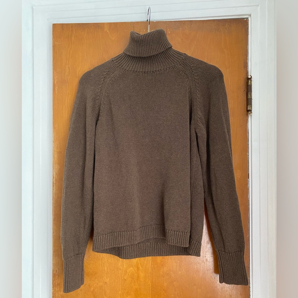 Kotn brown turtleneck